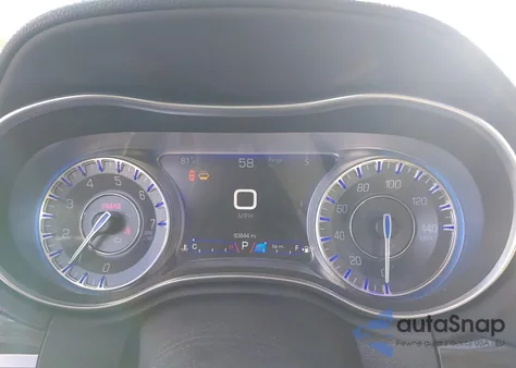 2017 Chrysler 300 Limited Awd from USA, damaged, VIN 2C3CCARG5HH582585